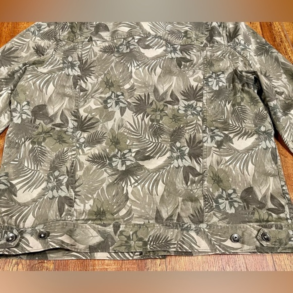 Tommy Bahama Large Boracay Como Camo Trucker Jacket 380 Tea Leaf green - Picture 14 of 15